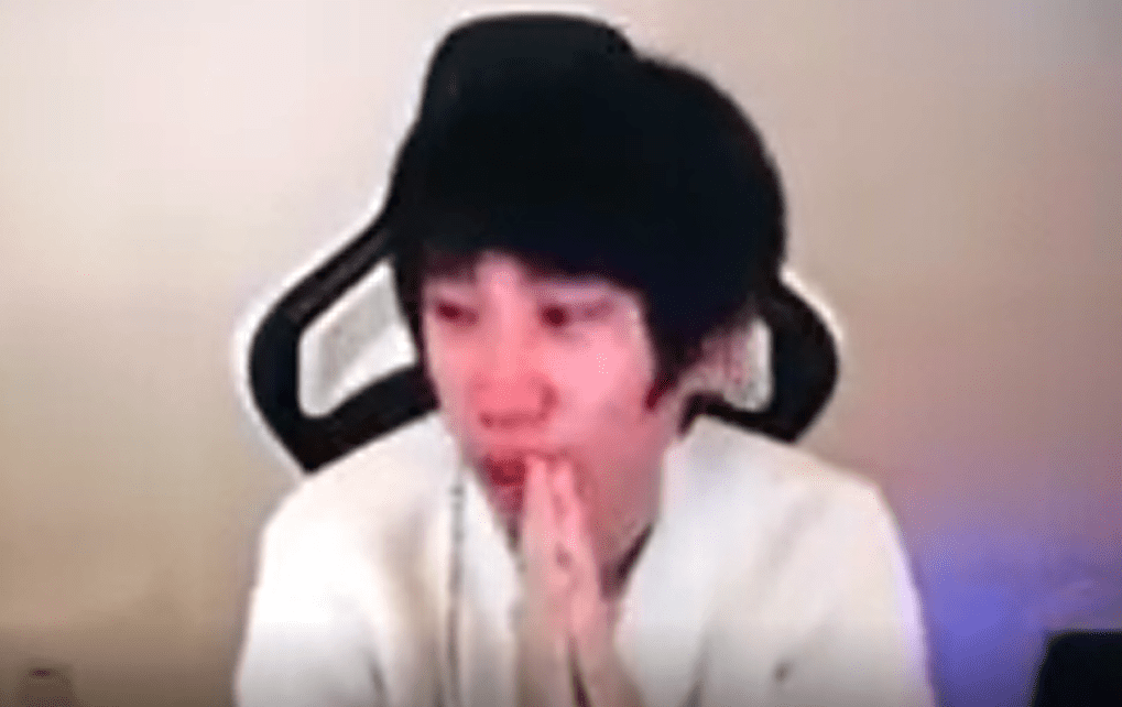 After the game, Doinb expressed that he was very shocked by the behavior of the aforementioned player and will take a 5-day break from streaming