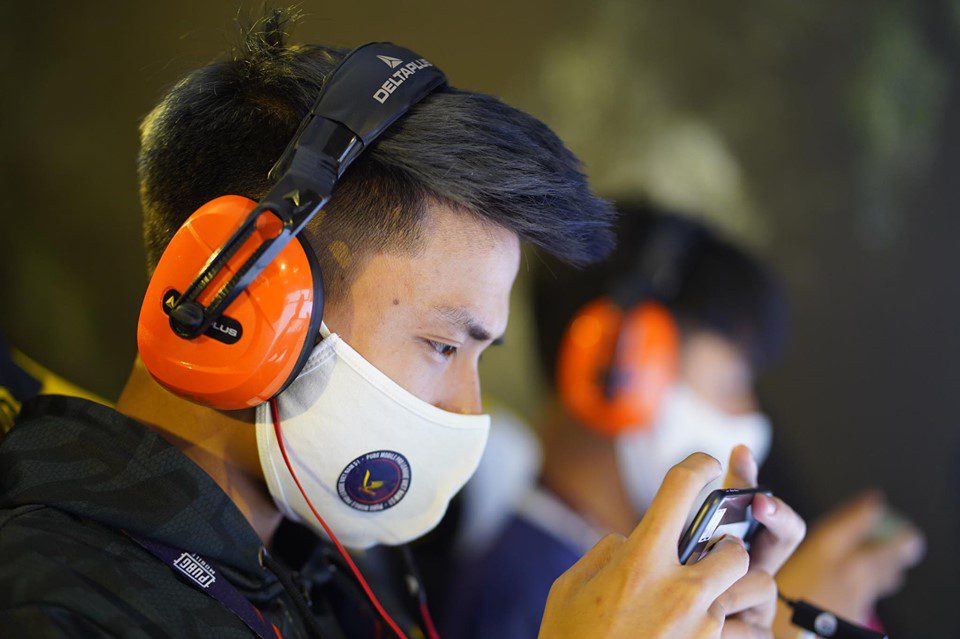 Players wearing masks during competition to protect their health
