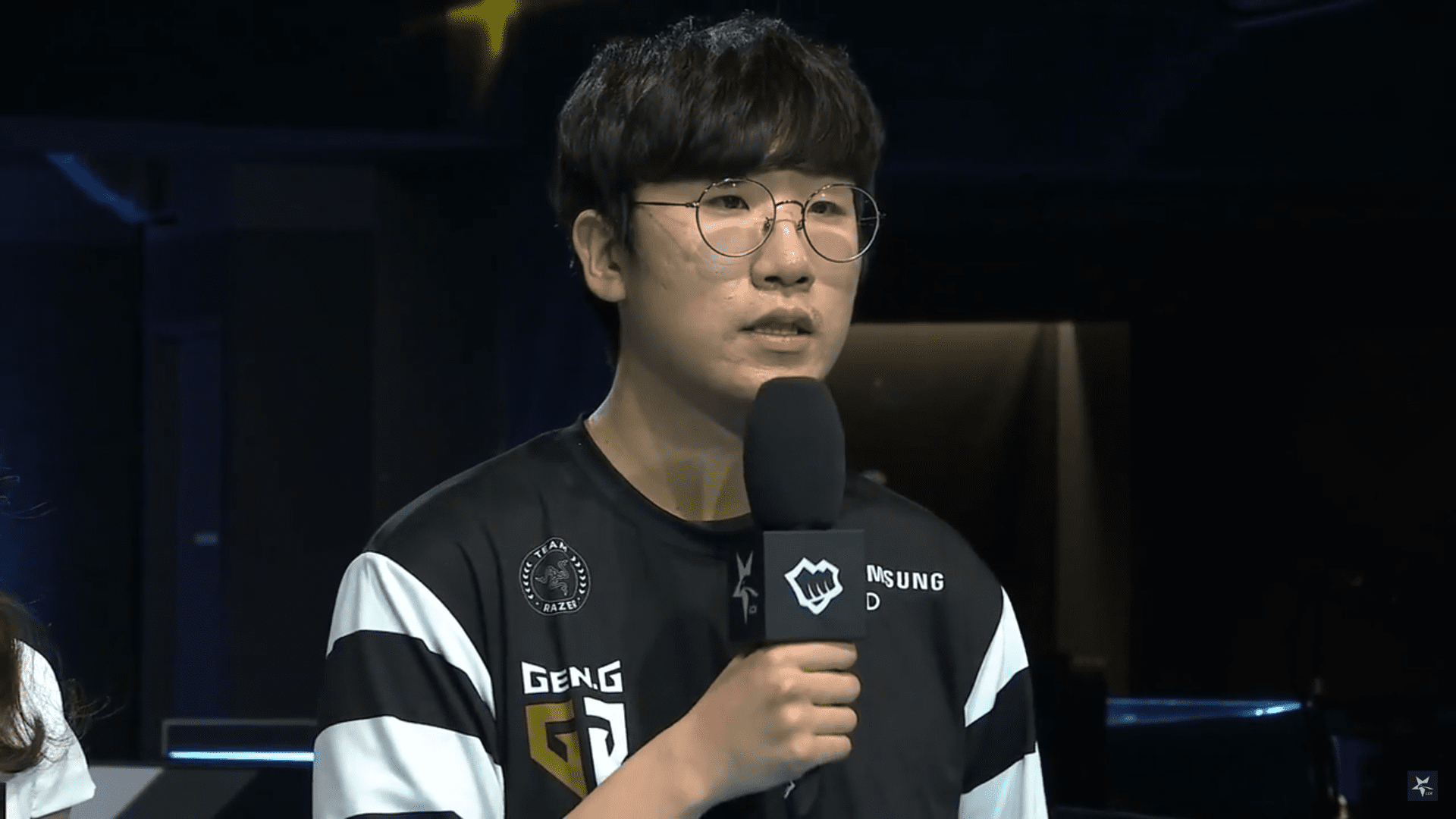 In addition to Faker, Ruler is also a leading figure in donating money to support the disease prevention campaign in Korea