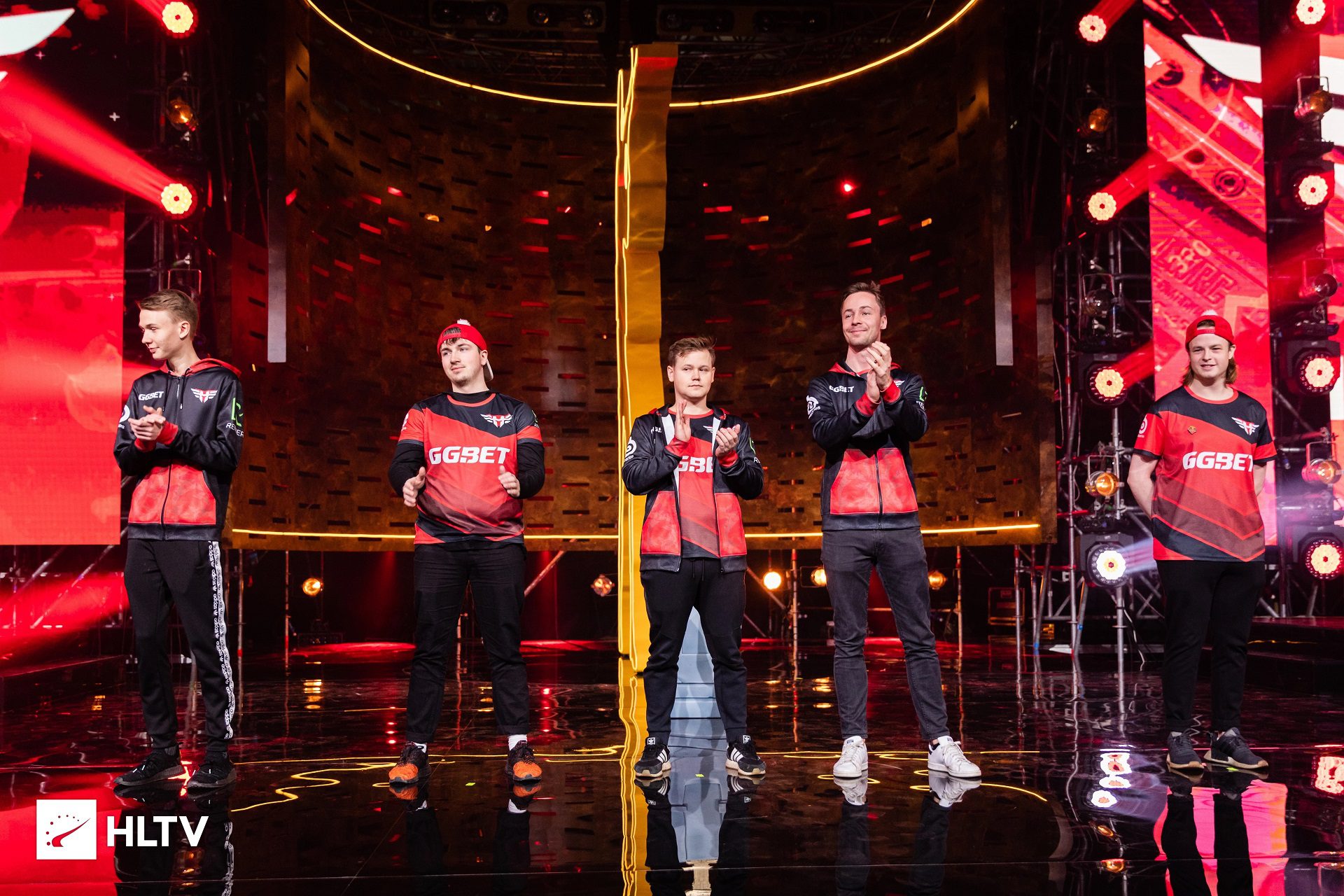 Heroic members (from left to right): stavn, es3tag, Snappi, cadiaN, and b0RUP.