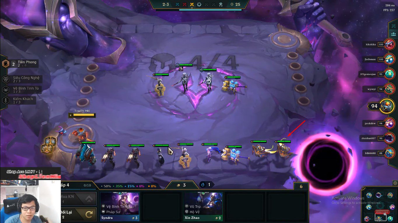At the start of the game, Udyr often buys many units from various team compositions to easily pivot if possible.