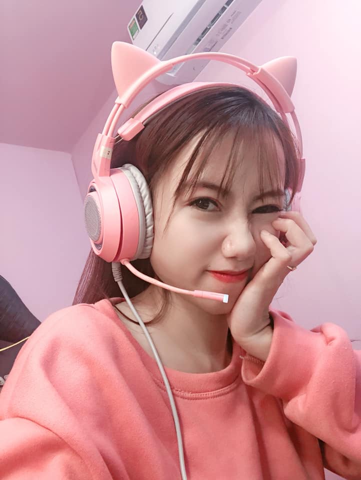 She is always full of energy whenever she goes live