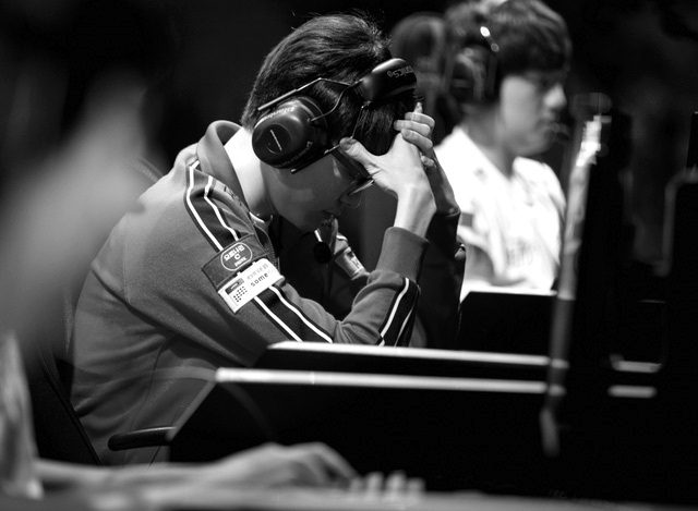 Faker and T1 must focus in this decisive phase if they don't want these images to repeat