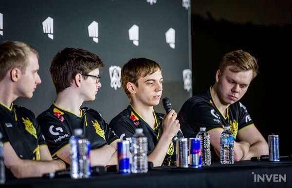 G2Nexa reminiscing about the unfortunate memory of his teammates in the League of Legends team