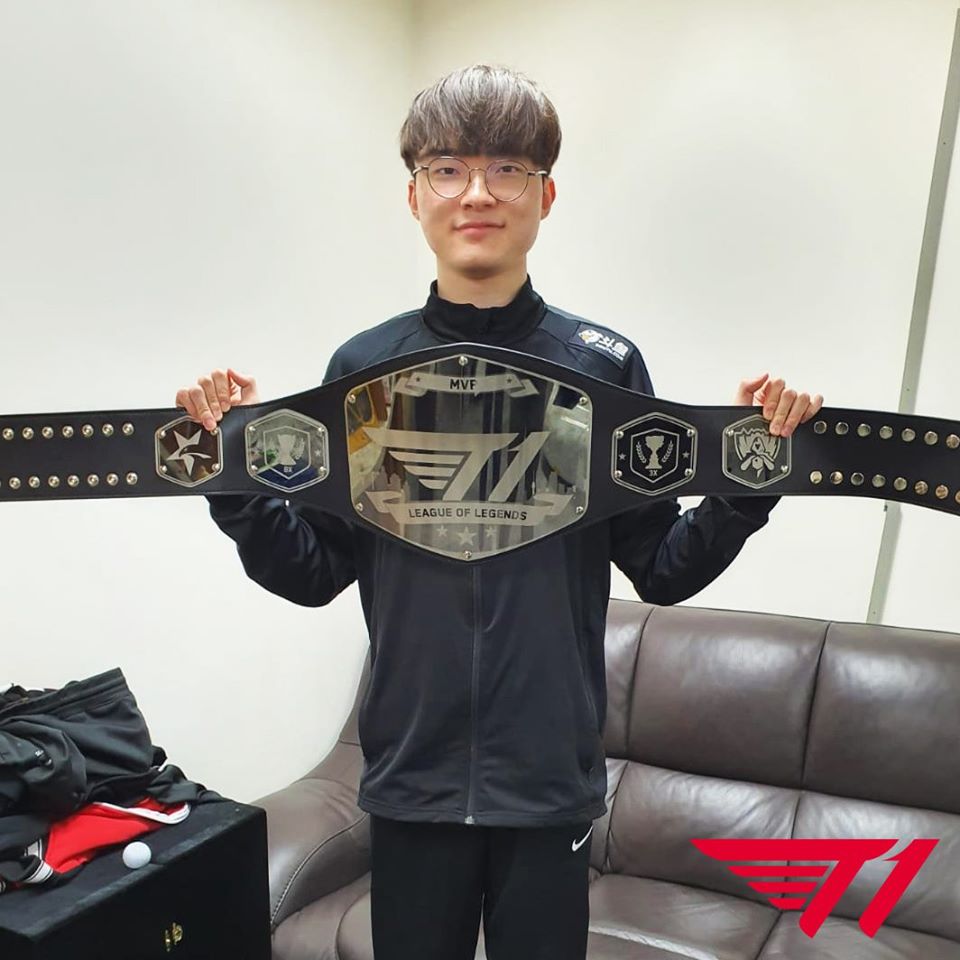 Faker is the 'king of LCK finals with 9 appearances'