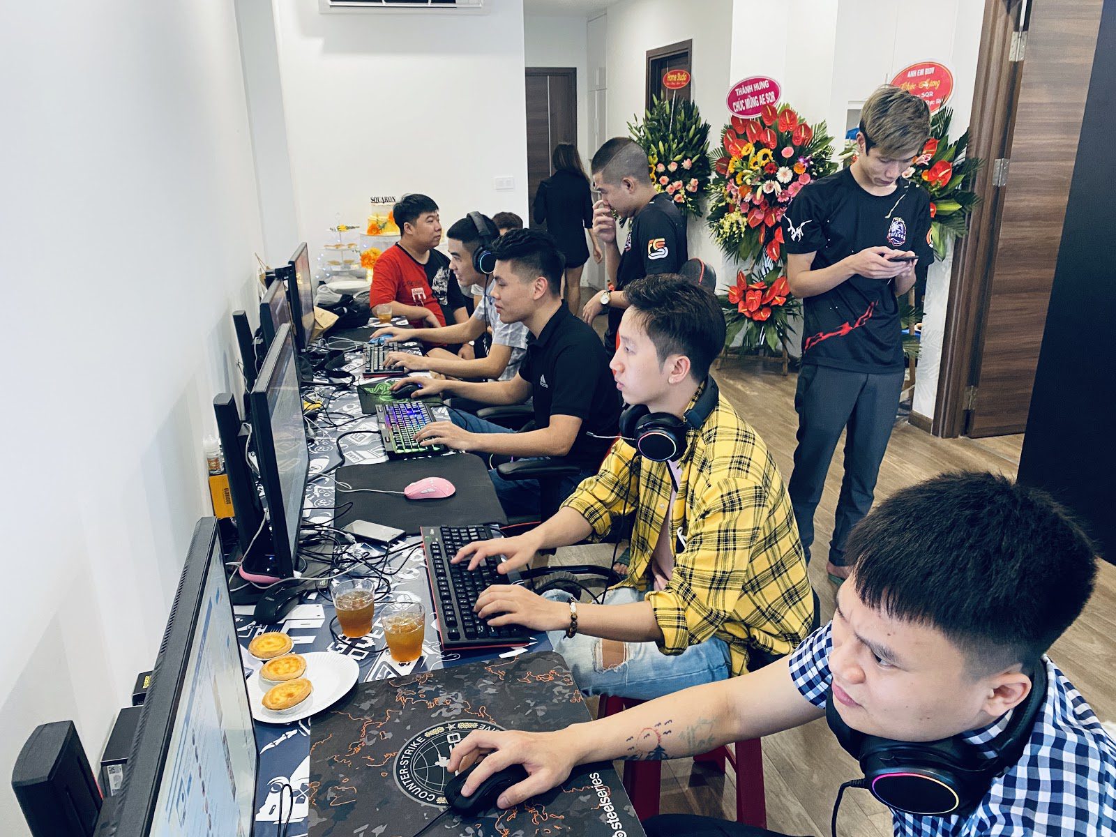 Friendly match between SQUARON and 3D Esport team