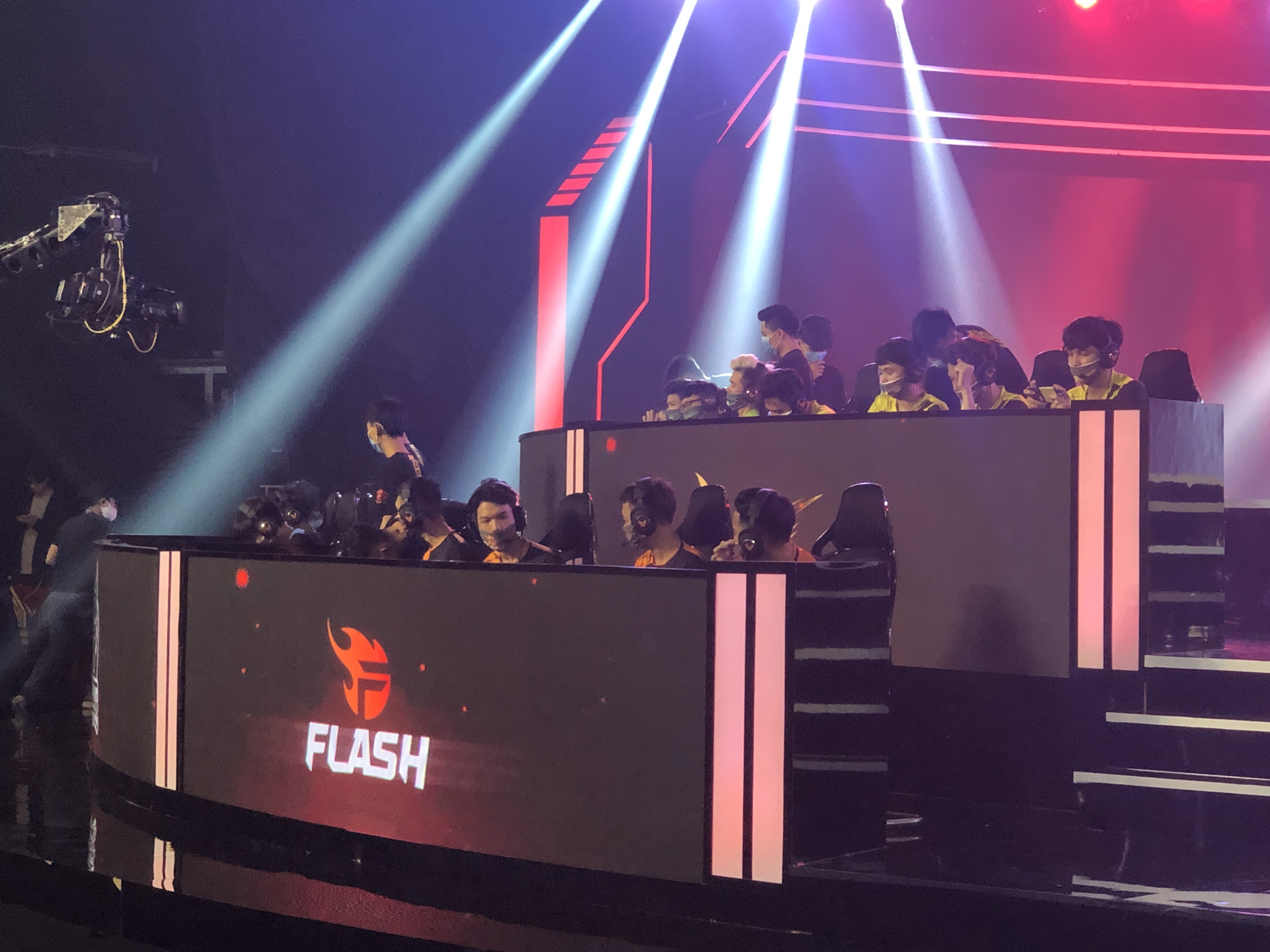 Defending champion Team Flash & the 'big player' V Gaming