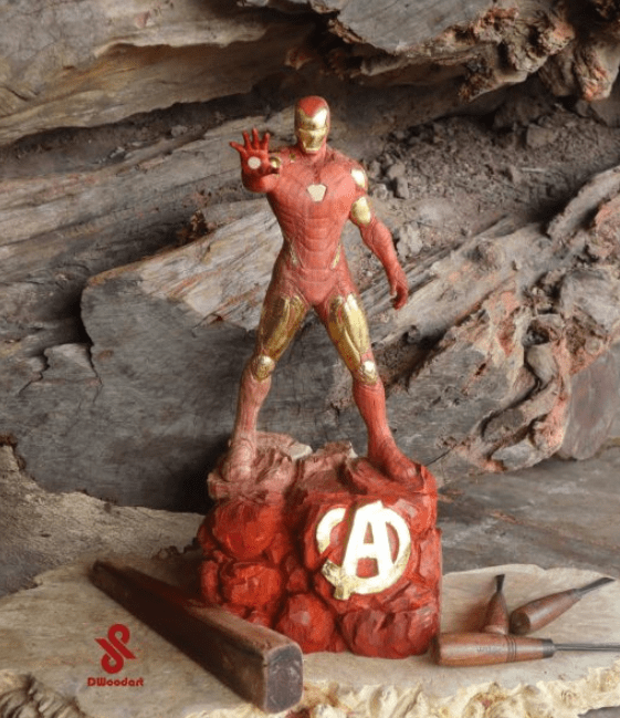 The IronMan statue that DWoodartstudio posted in the MarvelStudio subreddit