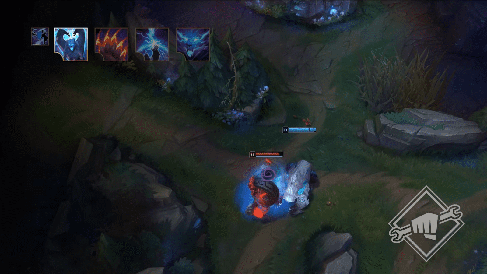 Q - Volibear runs on all fours, increasing approach speed and the next attack will stun the enemy (instead of knocking them back like the old version)