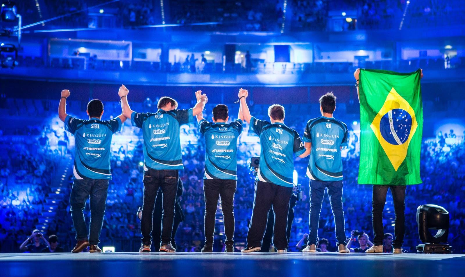 Luminosity members on stage at MLG Columbus