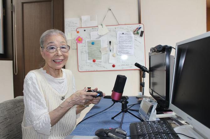 Grandma Mori stated that the new games today have beautiful graphics and 'it's great to be able to live long enough to play games'