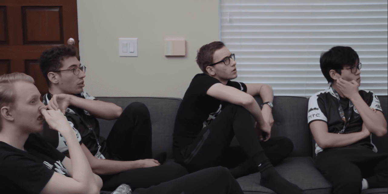 It’s common for professional players to sit down and analyze together after each match, including practice games