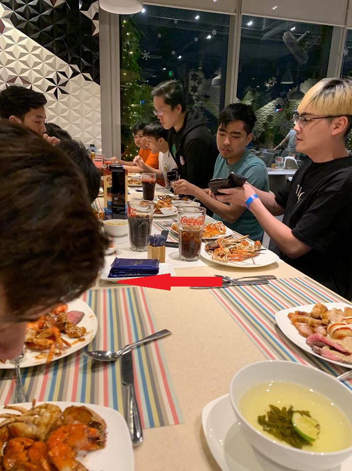 Mysterious figure appears at Team Flash's party