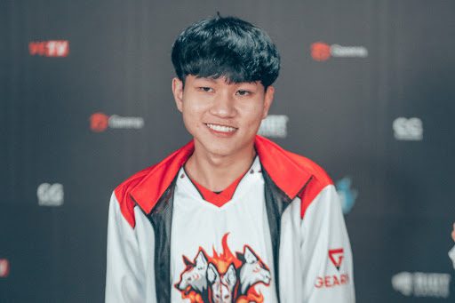 XuHao no longer has the scenario of ganking early game and then not knowing what to do later