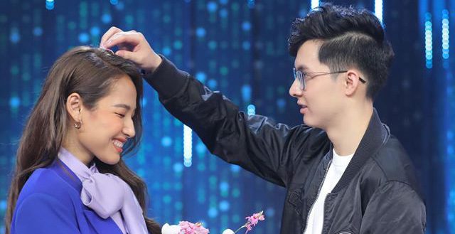 A sweet and heartwarming moment of the couple on the stage of Who Is That Person