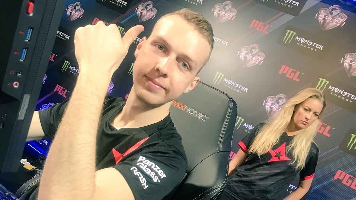 Mia Stellberg, the psychologist who helped OG Dota 2 win TI8, has worked with Astralis members