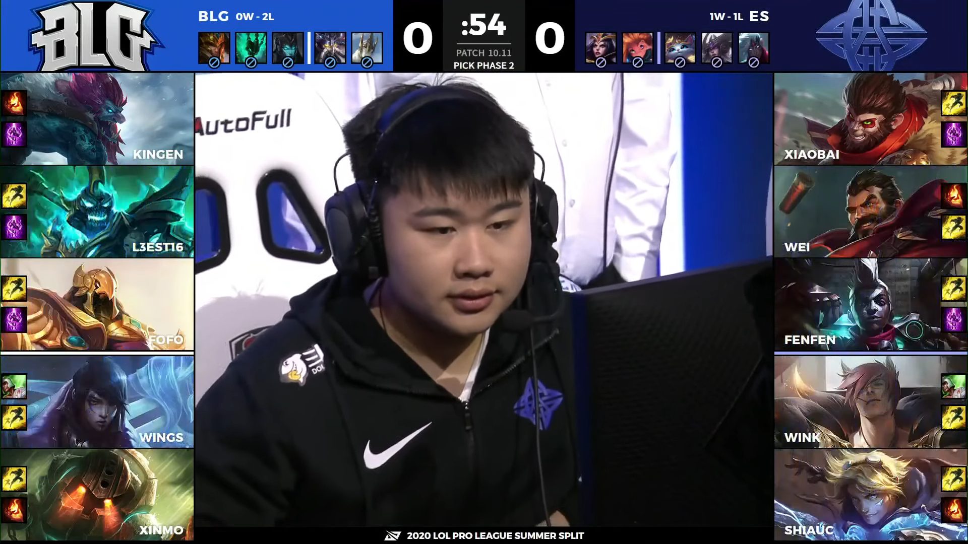 ES Wei astonished fans when playing Graves in the jungle without switching to Smite