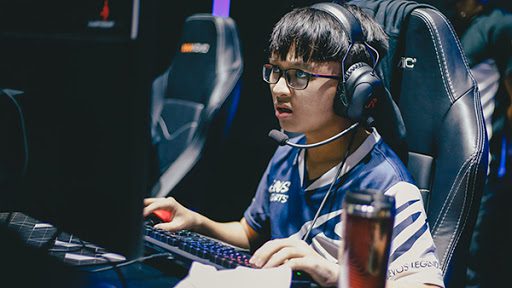 Sorn has not performed well in many recent matches, but that is not a reason for him to receive insults and hostility on his personal Facebook account.