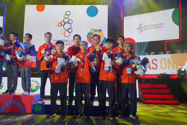 Esports is at risk of being cut from the SEA Games 31 competition program.