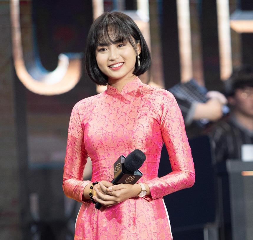 MC Minh Nghi