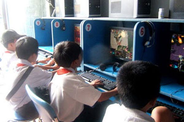 When encountering such young gamers, we can only 'raise our hands and retreat'
