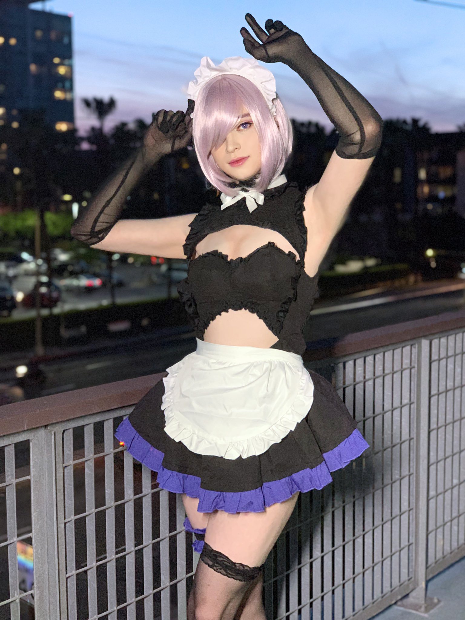 Sneaky's cosplay outfits are increasingly daring, unafraid to show off his flawless curves to the point that even women feel jealous