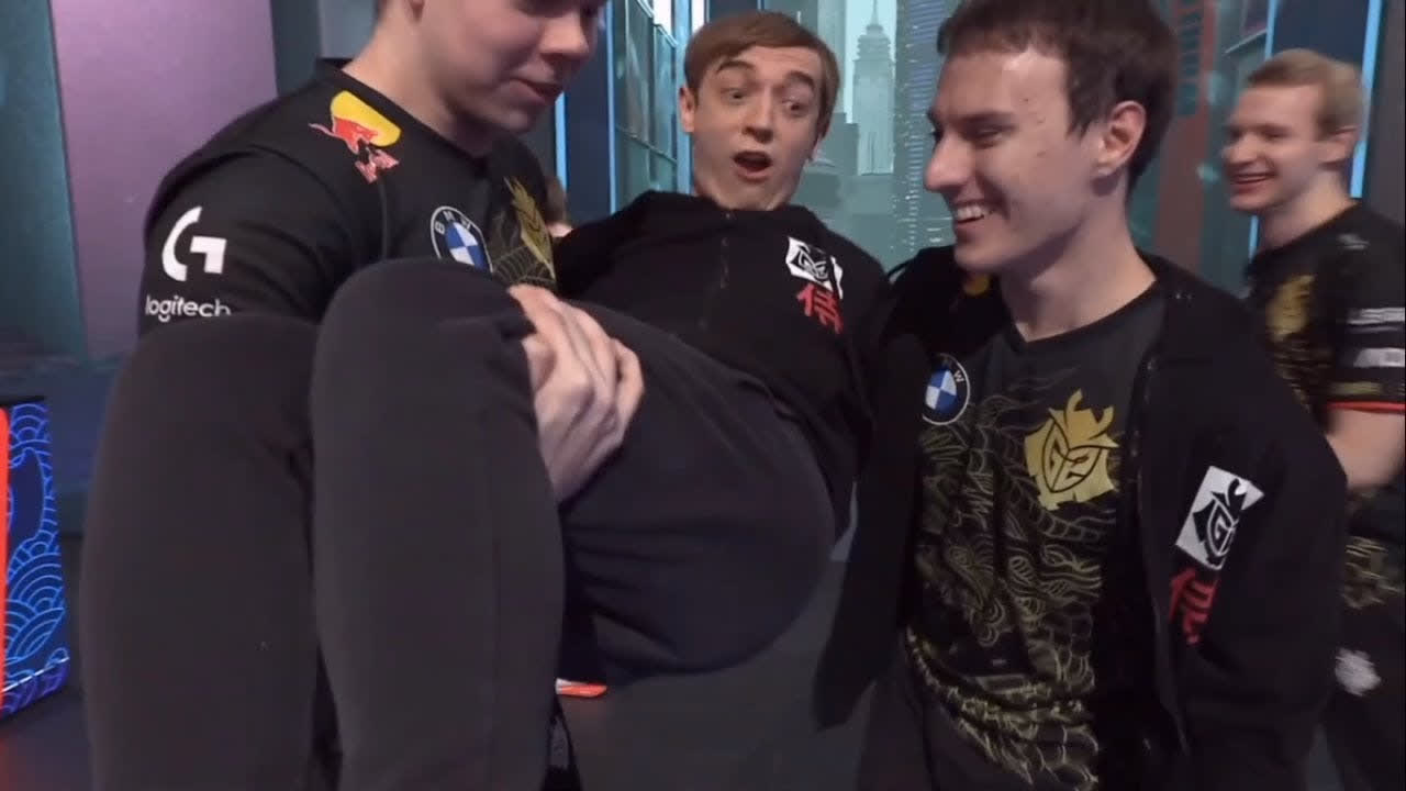G2 Esports after defeating Gen.G
