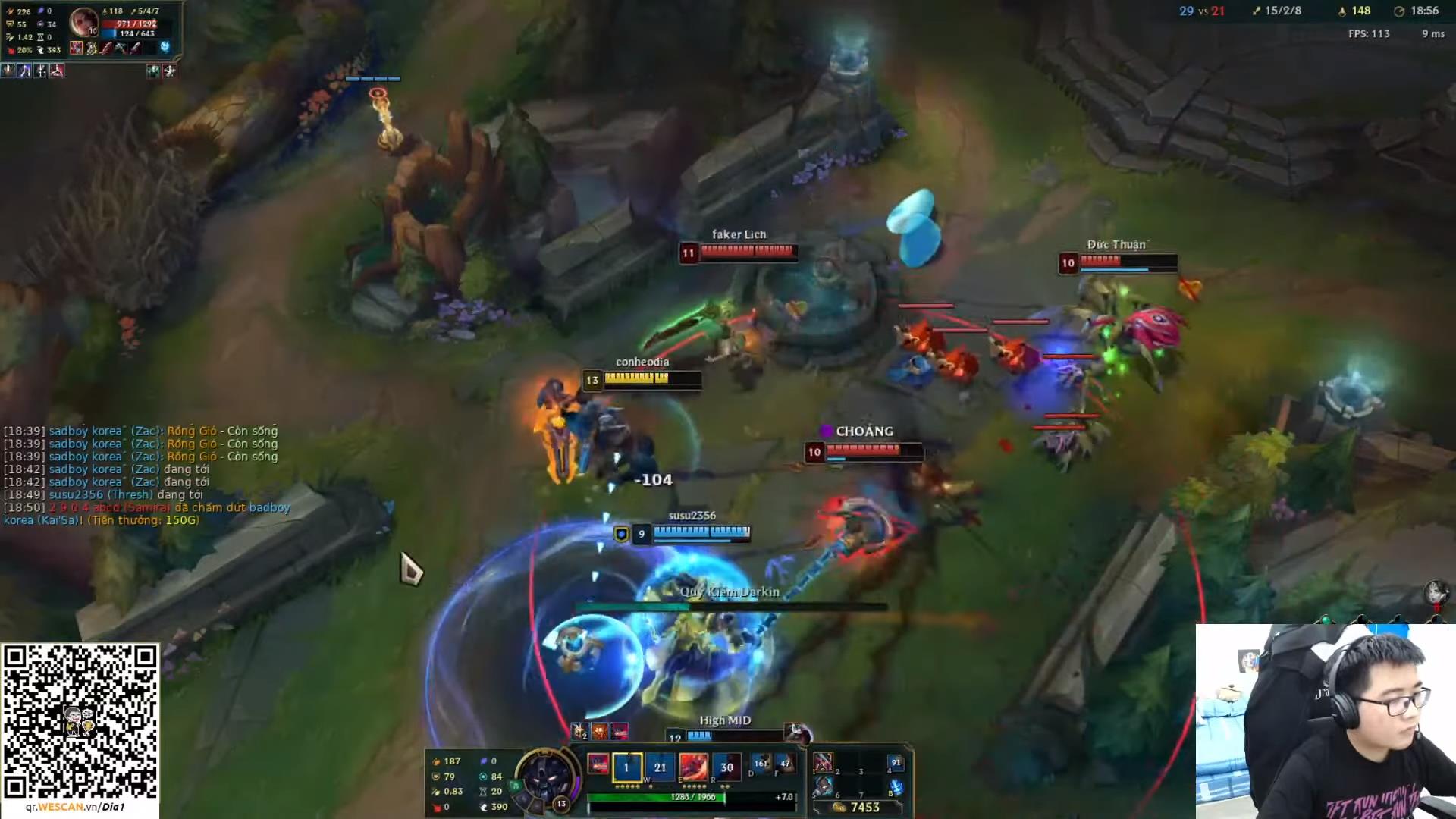 "Dia1 The Warrior" using Aatrox and holding over 7k gold but still able to dive into the enemy team