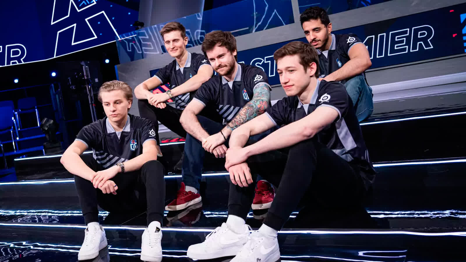 OG's lineup with Aleksib, valde, NBK, ISSAA, and mantuu