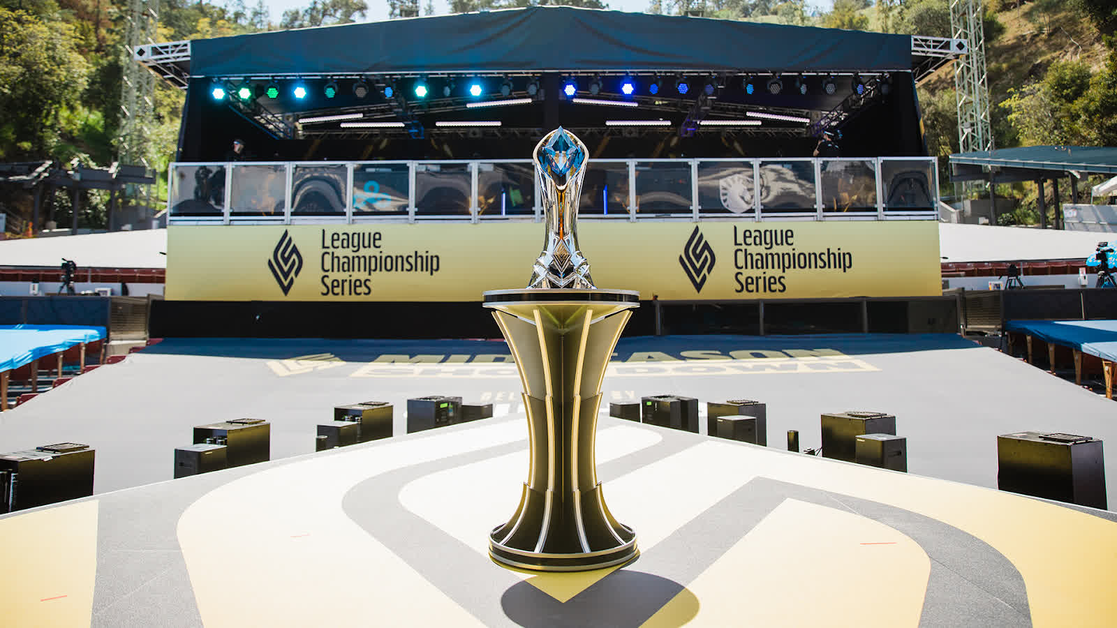 North America has never won MSI or Worlds.