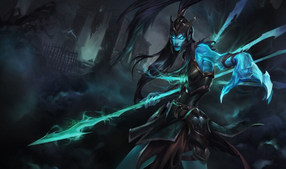 Kalista is a very strong early game core unit that players should have