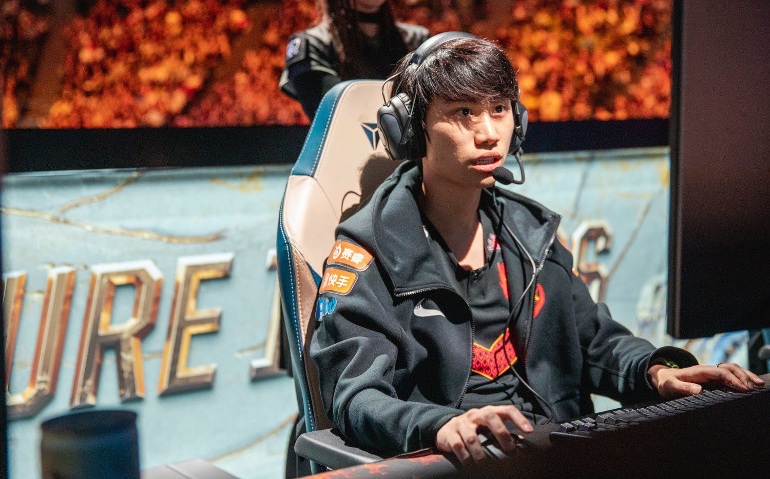 Doinb is also known as one of the players who always maintains a maximum try-hard attitude, both in competition and training