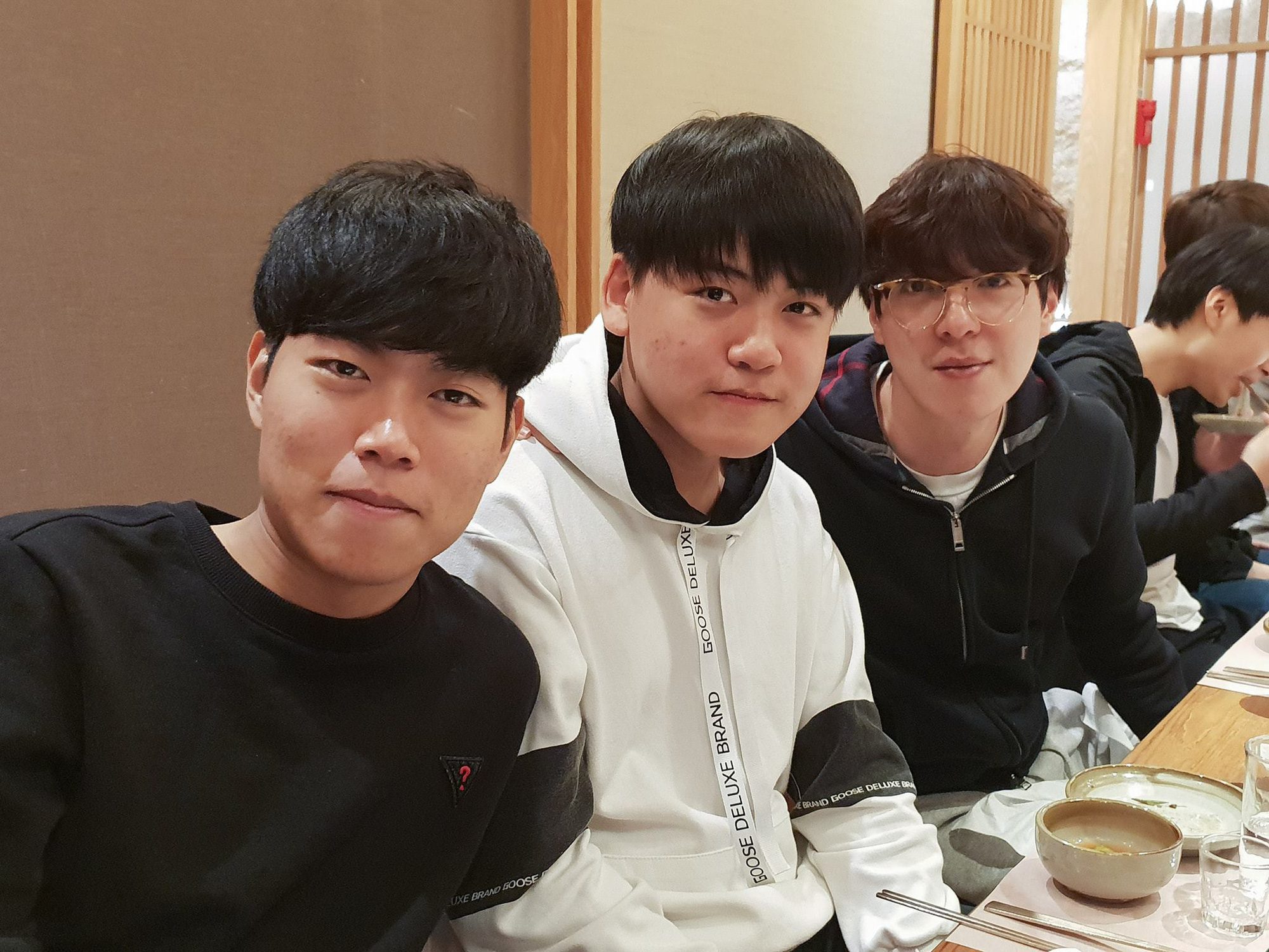 Gori was once a member of SKT T1 as a substitute mid-laner, but had almost no chance to play in official tournaments