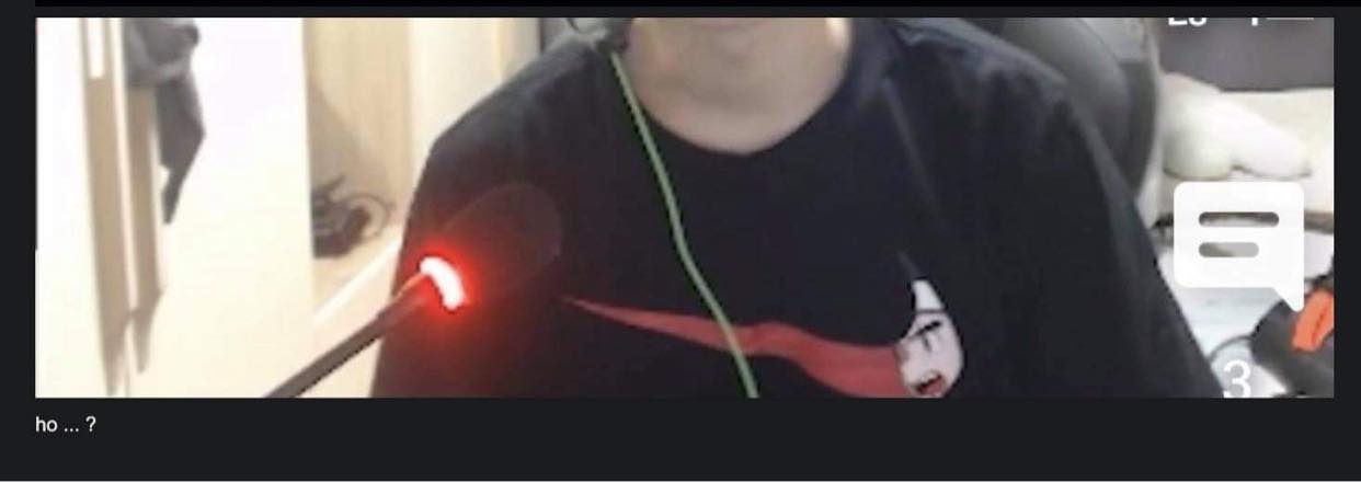 Similar detail to Deft's t-shirt