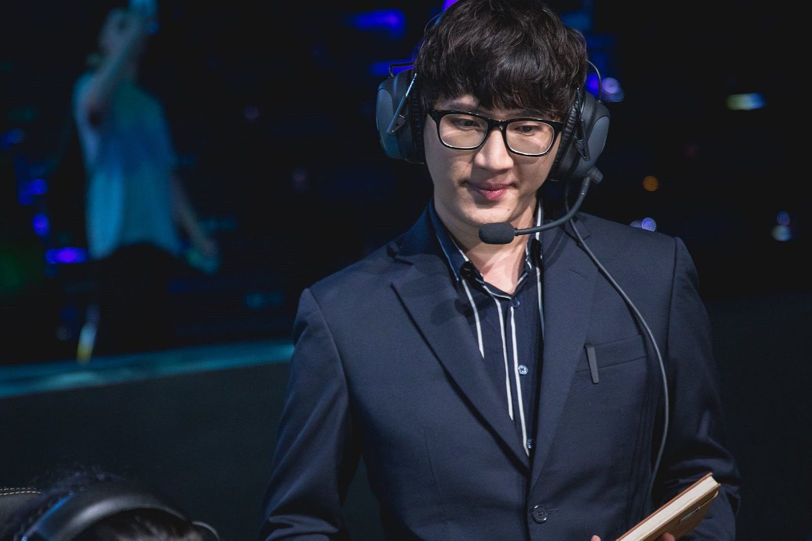 Jiizuke believes that Korean coaches, exemplified by Irean, often force players to play according to their rigid strategies