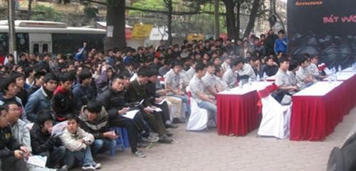 The eight kings' tournament witnessed a considerable number of enthusiastic fans