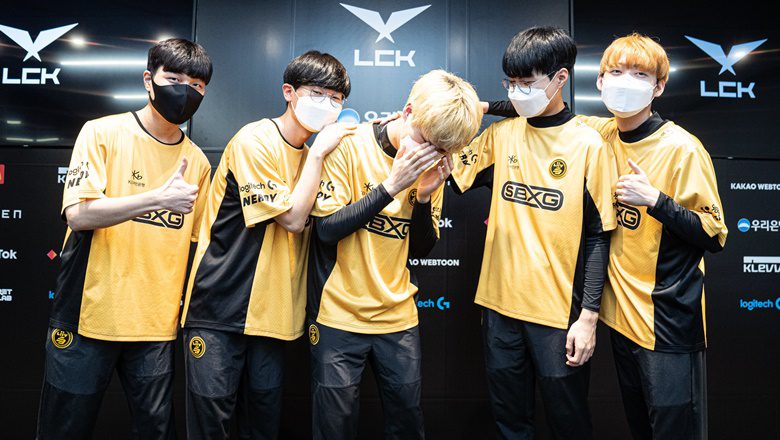 Not only is LSB in good form, but they are also making T1 fans worried due to this team's favorable head-to-head record in the last two encounters with the former LCK champions