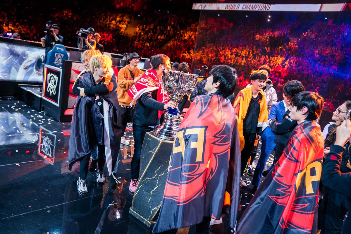 FunPlus Phoenix turned AccorHotels Arena, Paris into a "library" as they silenced the home crowd after annihilating G2 Esports in the 2019 Worlds final