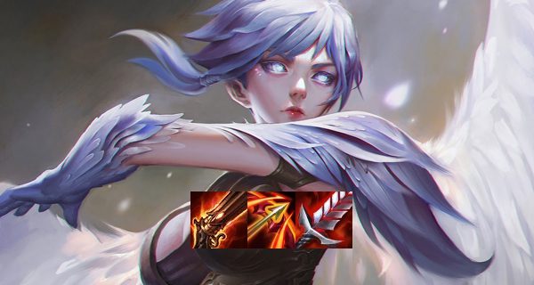Riven's core item build in the late game (both standard and Light versions)