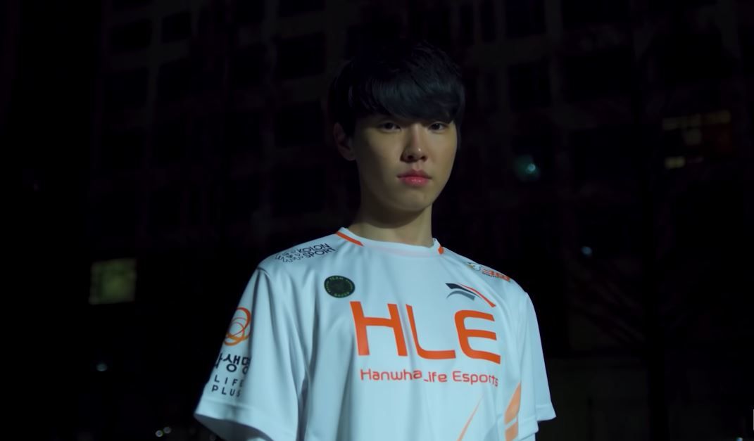Many experts believe that Chovy might even be stronger than ShowMaker in terms of individual skill, but HLE is not a strong team, making it hard for the former Griffin player to defeat other giants at Worlds