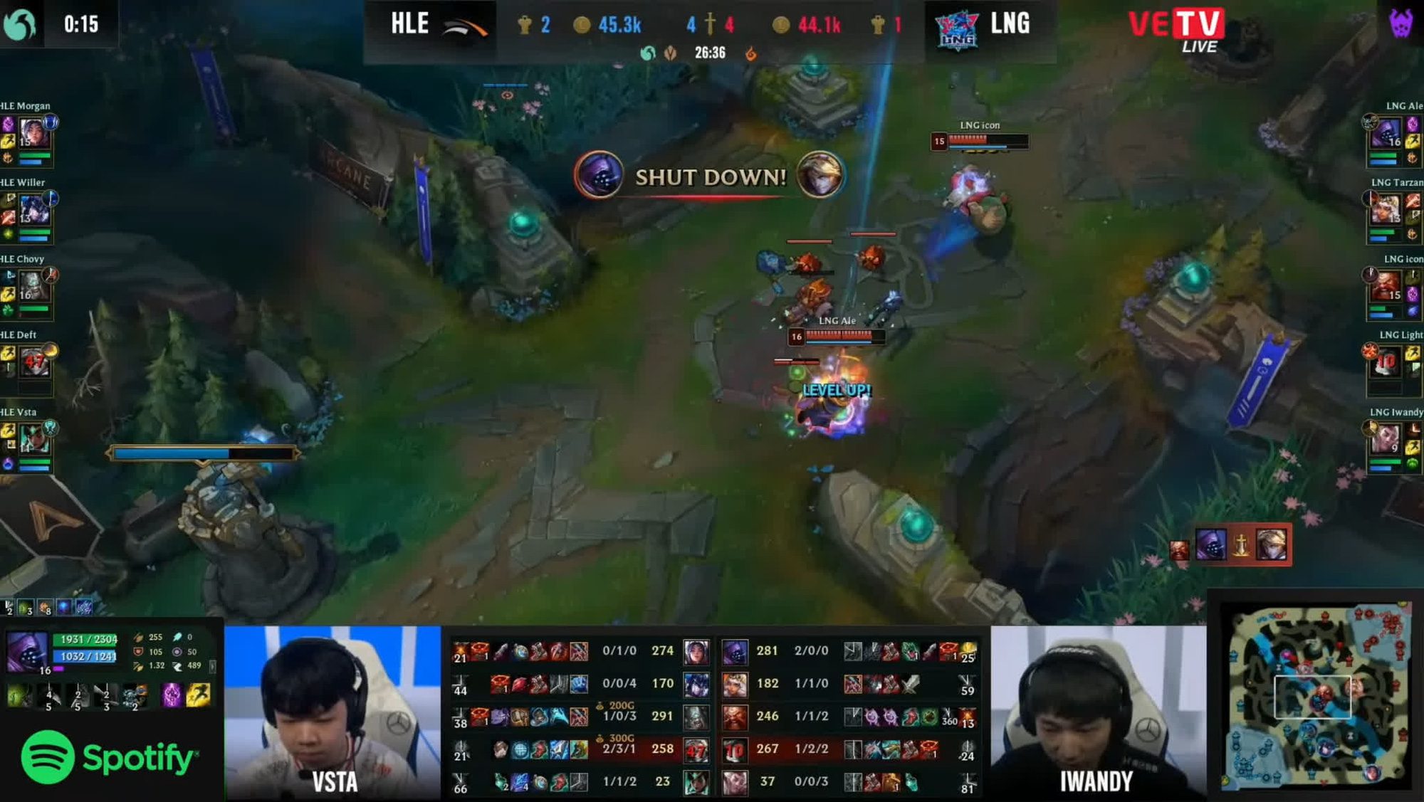 Deft's mistake in the match against LNG
