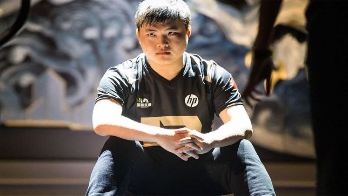 But the current meta no longer favors team-carrying ADCs like him