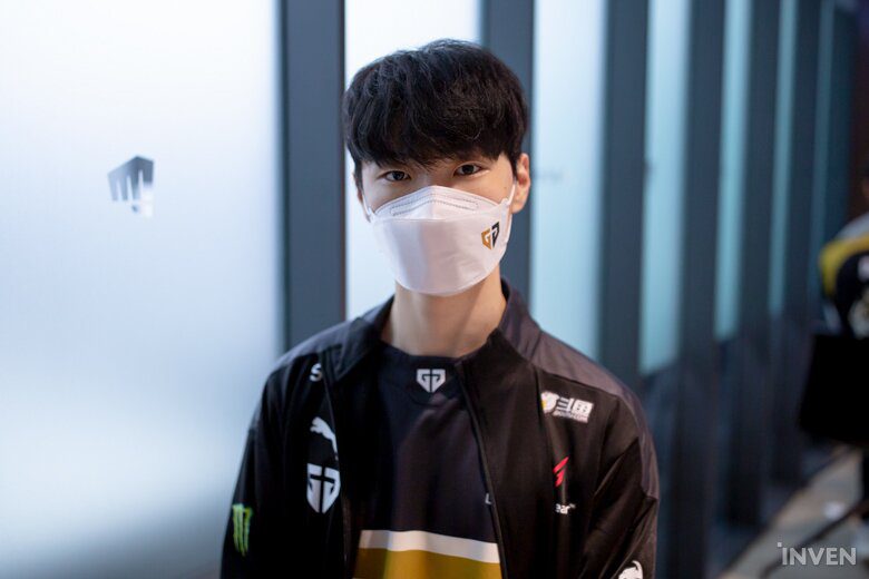 Chovy and Gen.G completely failed against KT Rolster