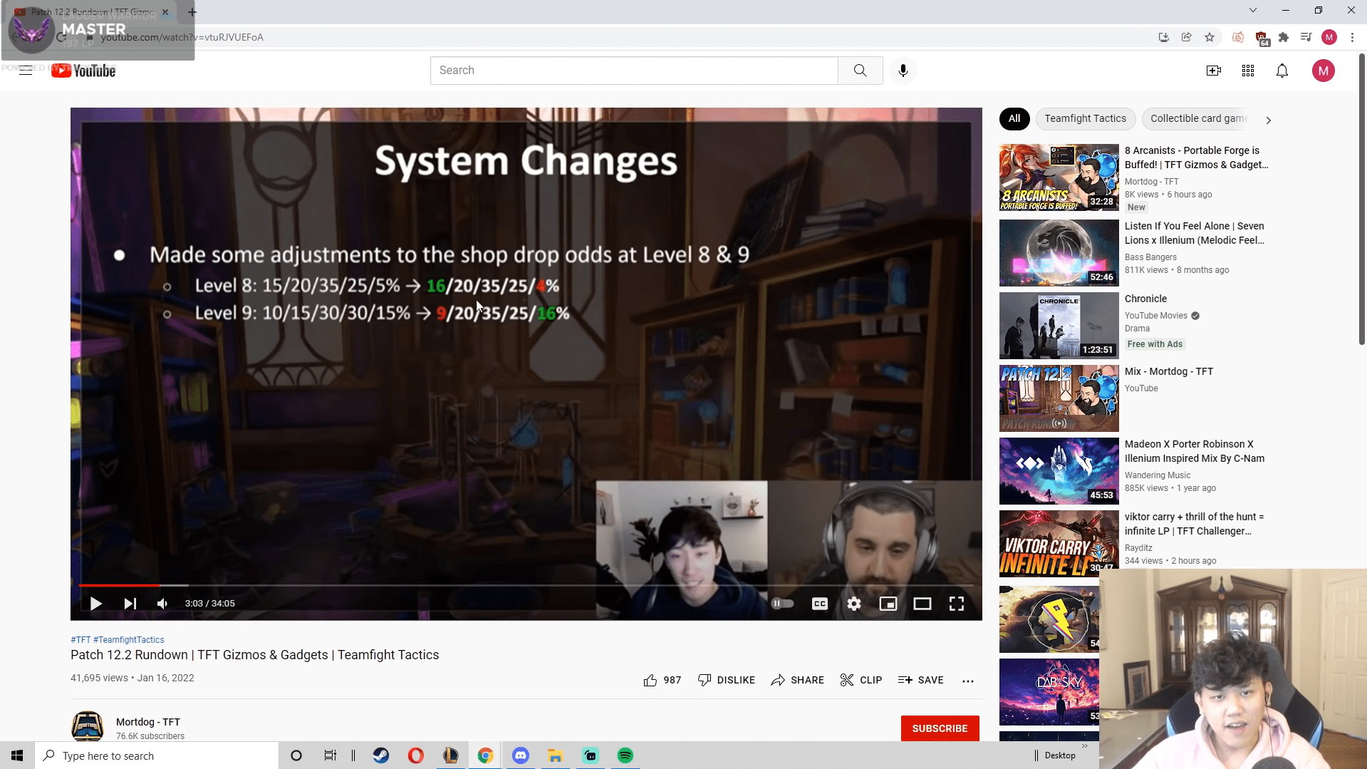 Experts advise players not to level up to 8 but to roll at level 7