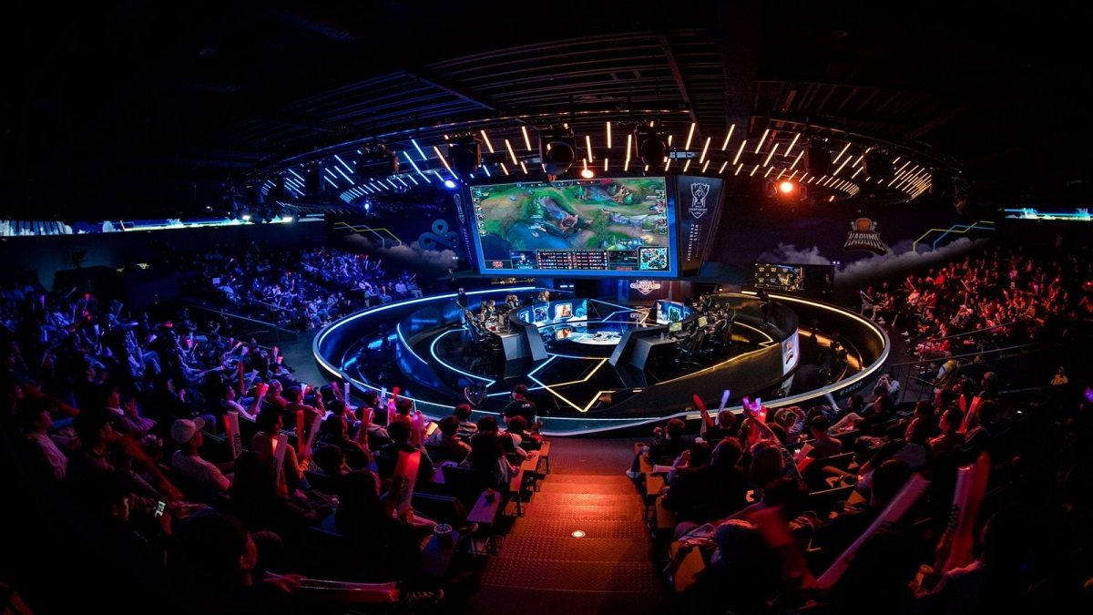 Competitive environments like LCK or LPL leave no room for mistakes