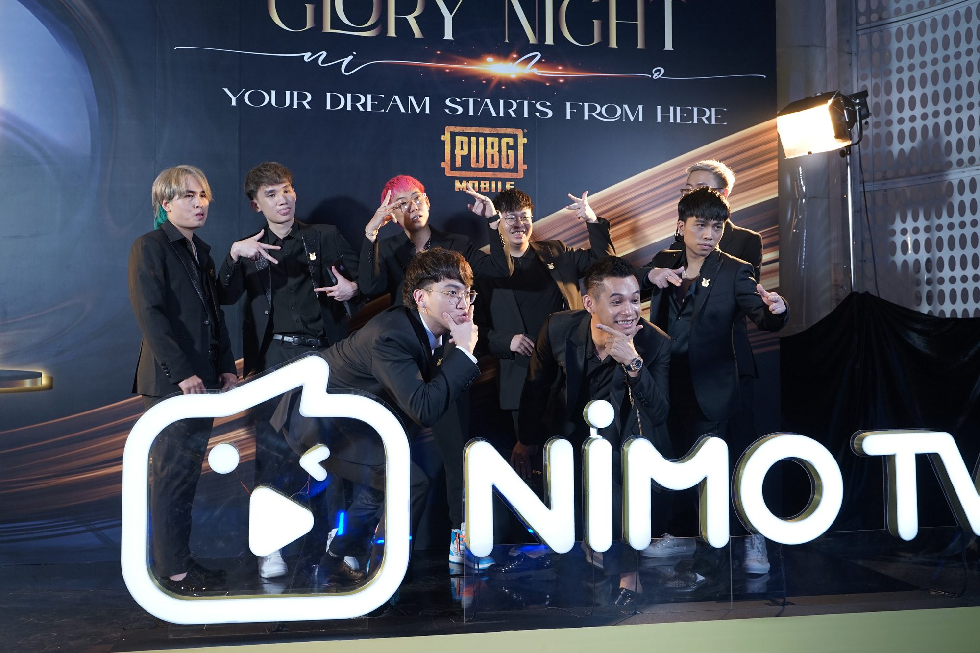 Refund Gaming Team