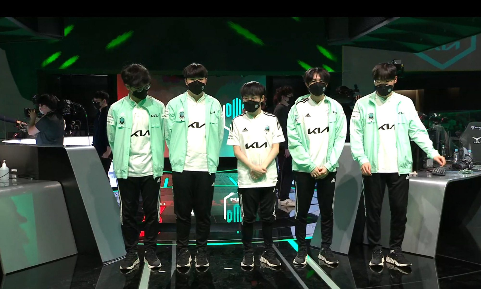 DK is not performing well after the first two weeks of LCK Spring 2022