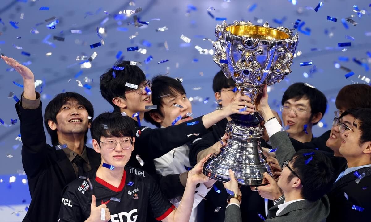 Professional players point out names that could become the future of League of Legends