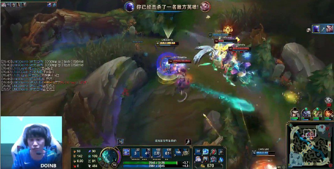 Doinb's Ryze is nearly immortal in the enemy's siege
