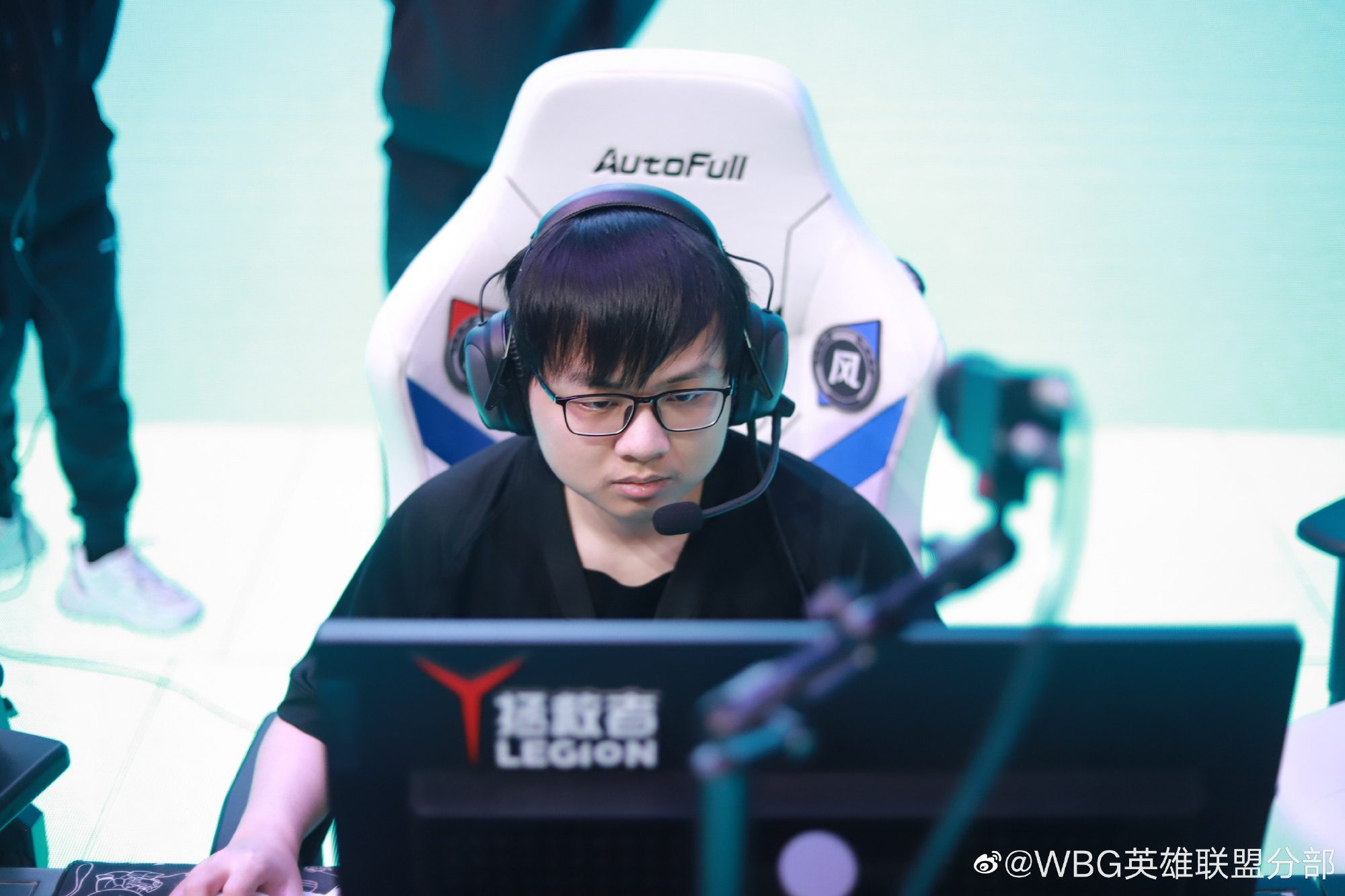 SofM - one of the most talented jungle players in the world of League of Legends and still the leader of WBG